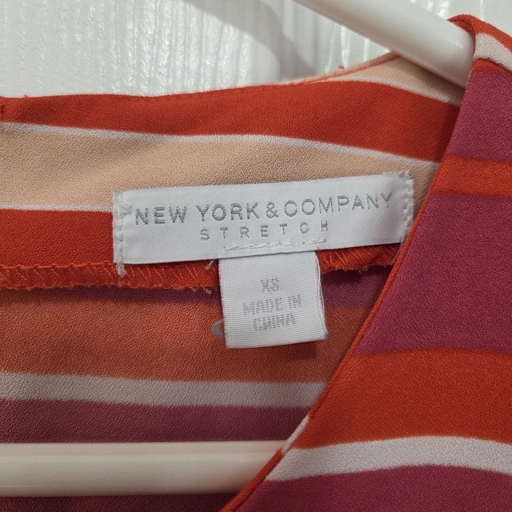 New York & Company Stretch Red White Purple Stripe Short Sleeve Dress Size XS - Picture 4 of 7